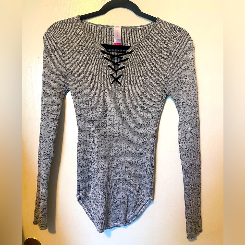 Tight fitting Sweater